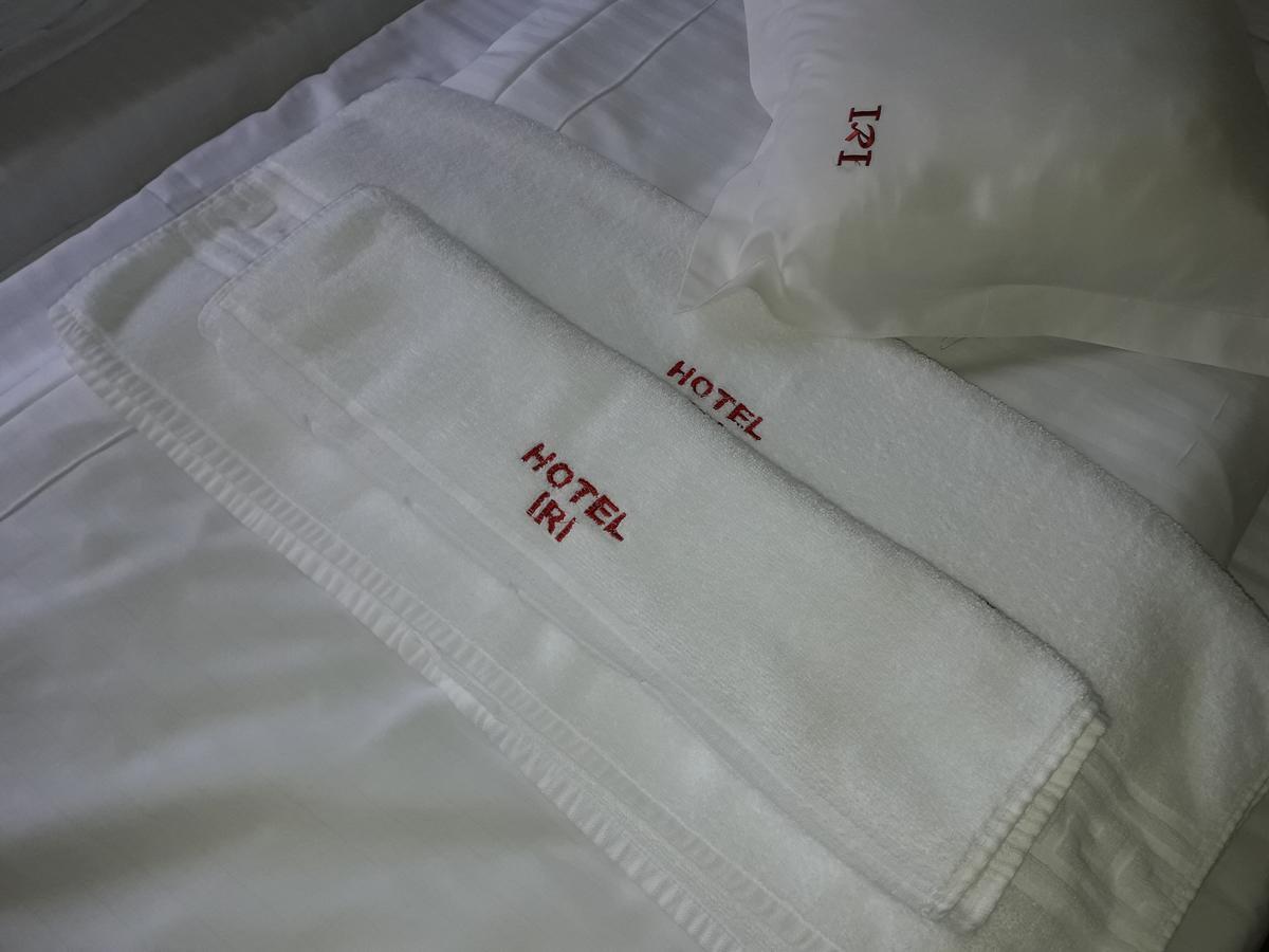 Hotel Iri Buşteni Buitenkant foto